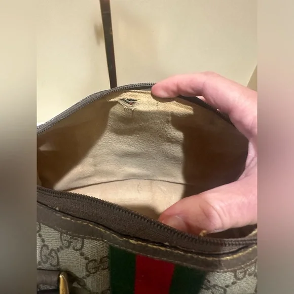 COPY - Authentic GUCCI Monogram GG Web Sherry Line
Supreme Boston Bag - Picture 15 of 15